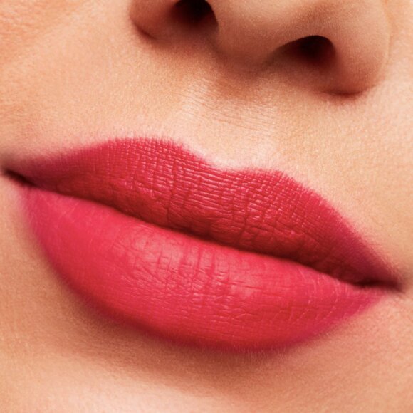 MAC Retro Matte Lipstick ALL FIRED UP NEW in BOX! - Picture 4 of 4